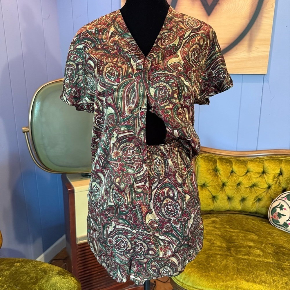 Vintage 90s Victoria’s Secret 2Pcs Plum Paisley Print Pajama Loungewear Set